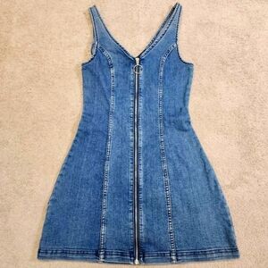 H & M DIVIDED Full Zip Medium Wash Sleeveless Blue Denim Dress